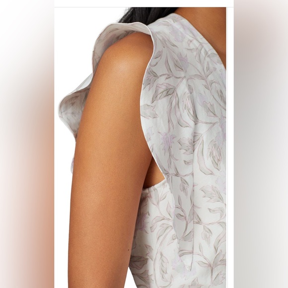 Lovely cotton wrap dress with pale floral pattern in gray & pink like new! - Picture 7 of 8